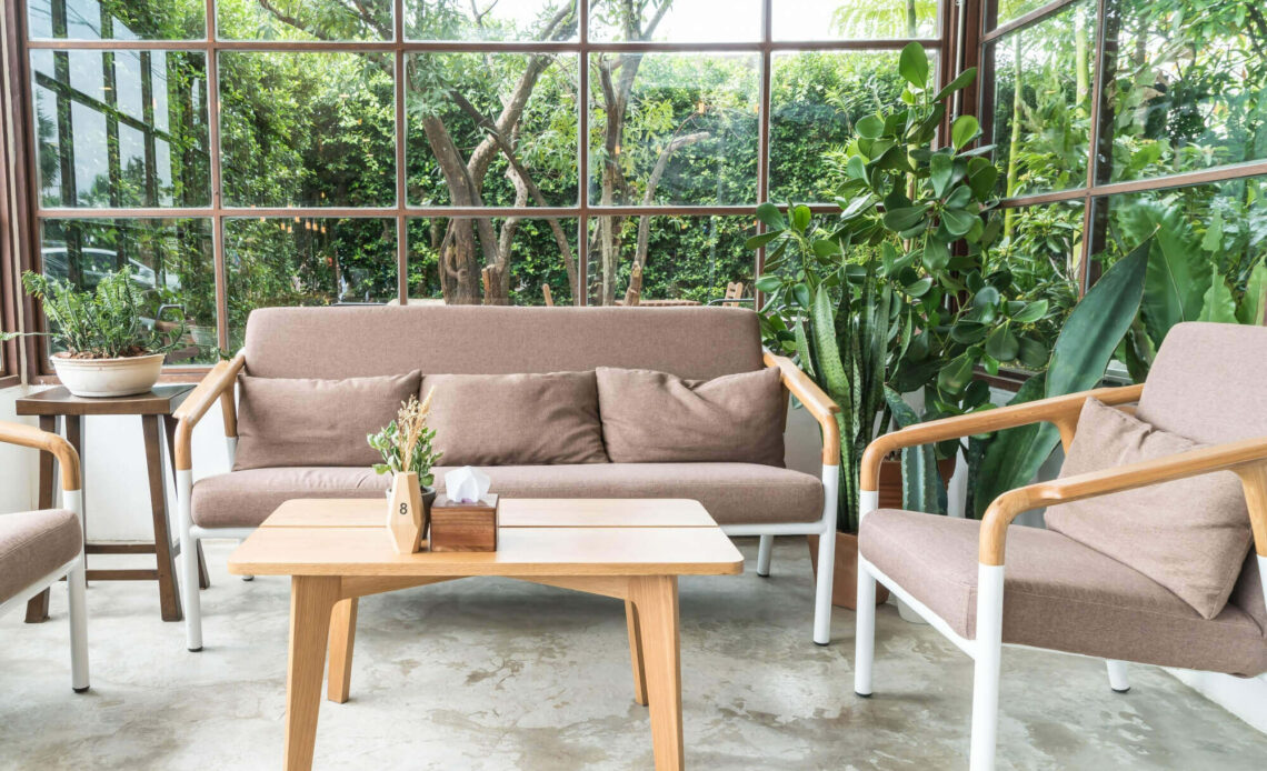 Enhance Your Outdoor Experience with the Perfect Furniture: Tips for Comfort & Style